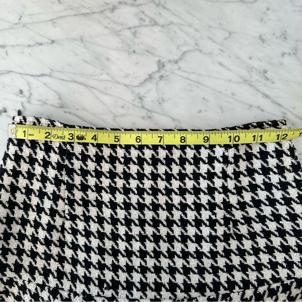 Houndstooth Mini Skirt - Picture 4 of 4